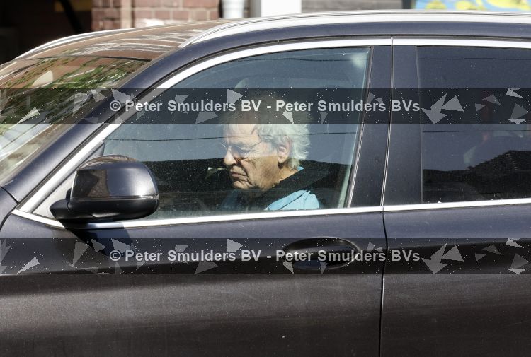 Amsterdam 29 mei 2026
Oud minister/politicus Roger v Boxtel in zijn auto 