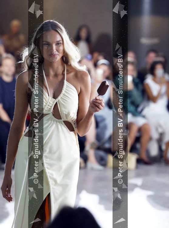 Amsterdam 4 juni 2026
Presentatie Magnum en modeshow in het rijksmuseum . Romee Strijd was de ster van de modeshow 
