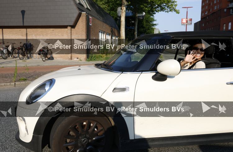 Nieuwegein 27 juni 2026
Romy Monteiro in haar mini cooper cabrio 
