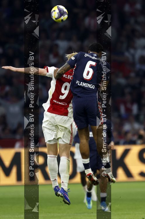 Amsterdam, 2 Mei 2026
Kompetitiewedstrijd AJAX-PSV, eindstand 2-2
Ryan Flamingo en Kasper Dolberg