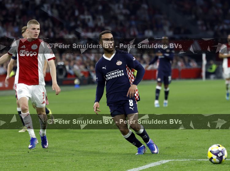 Amsterdam, 2 Mei 2026
Kompetitiewedstrijd AJAX-PSV, eindstand 2-2
Sergino Dest