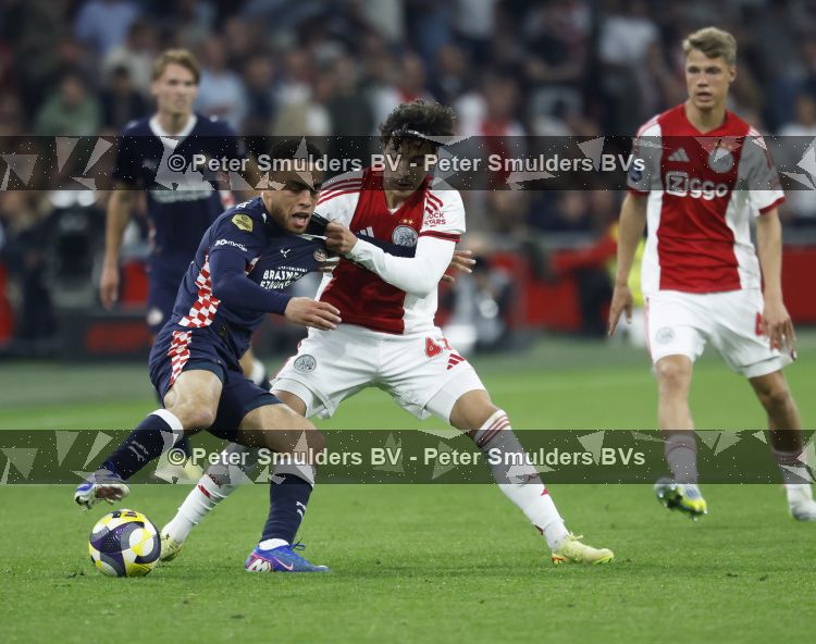 Amsterdam, 2 Mei 2026
Kompetitiewedstrijd AJAX-PSV, eindstand 2-2
Sergino Dest Sean Steur Rayane Bounida
