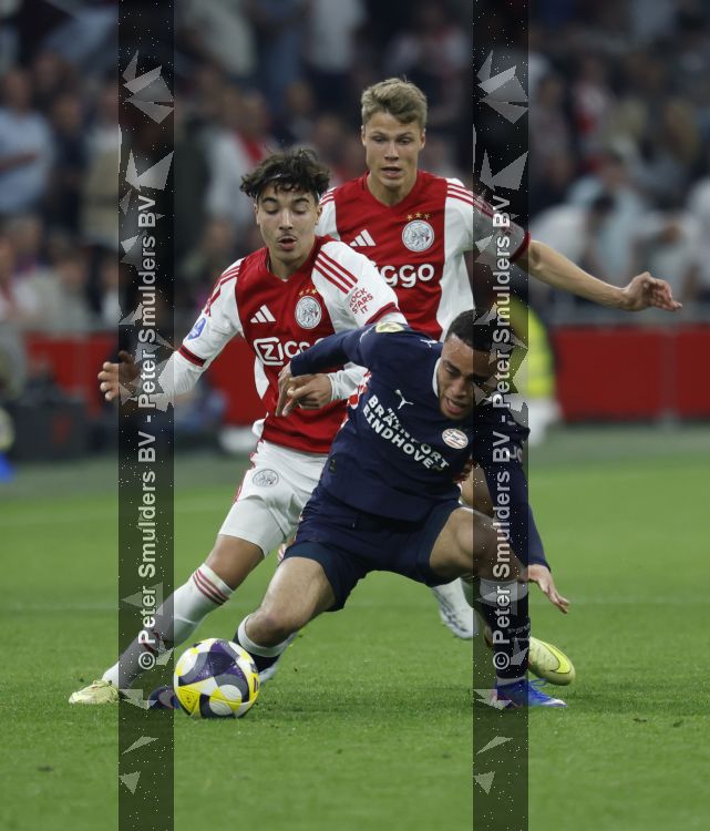 Amsterdam, 2 Mei 2026
Kompetitiewedstrijd AJAX-PSV, eindstand 2-2
Sergino Dest Sean Steur Rayane Bounida