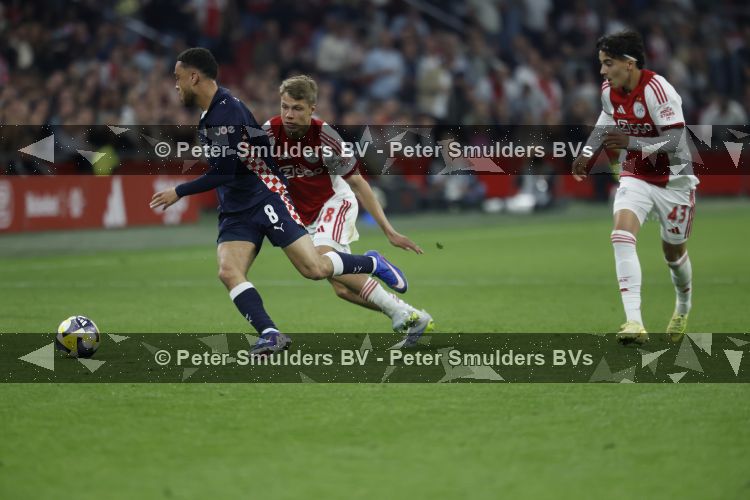 Amsterdam, 2 Mei 2026
Kompetitiewedstrijd AJAX-PSV, eindstand 2-2
Sergino Dest Sean Steur en Rayane Bounida
