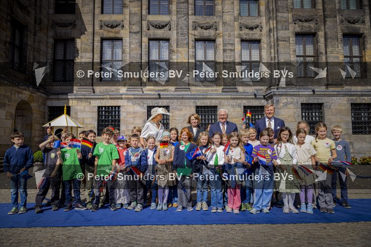 Amsterdam 9 juni 2026
Op uitnodiging van Zijne Majesteit de Koning - Koning Willem Alexander en Koningin Maxima brengt de bondspresident van Duitsland, Frank-Walter Steinmeier, een staatsbezoek aan Nederland. Hij wordt hierbij vergezeld door zijn echtgenote Elke BÃ¼denbender.