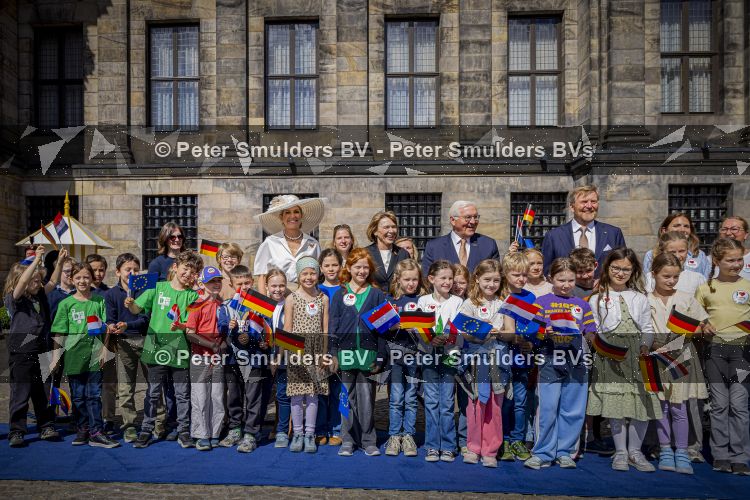 Amsterdam 9 juni 2026
Op uitnodiging van Zijne Majesteit de Koning - Koning Willem Alexander en Koningin Maxima brengt de bondspresident van Duitsland, Frank-Walter Steinmeier, een staatsbezoek aan Nederland. Hij wordt hierbij vergezeld door zijn echtgenote Elke BÃ¼denbender.
