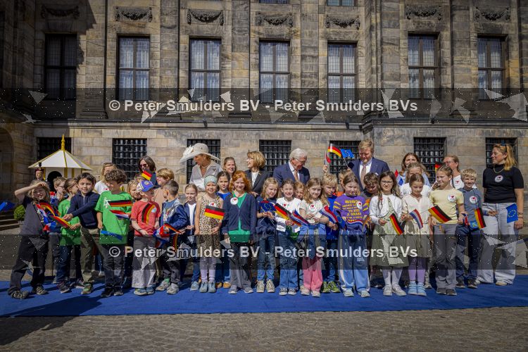 Amsterdam 9 juni 2026
Op uitnodiging van Zijne Majesteit de Koning - Koning Willem Alexander en Koningin Maxima brengt de bondspresident van Duitsland, Frank-Walter Steinmeier, een staatsbezoek aan Nederland. Hij wordt hierbij vergezeld door zijn echtgenote Elke BÃ¼denbender.