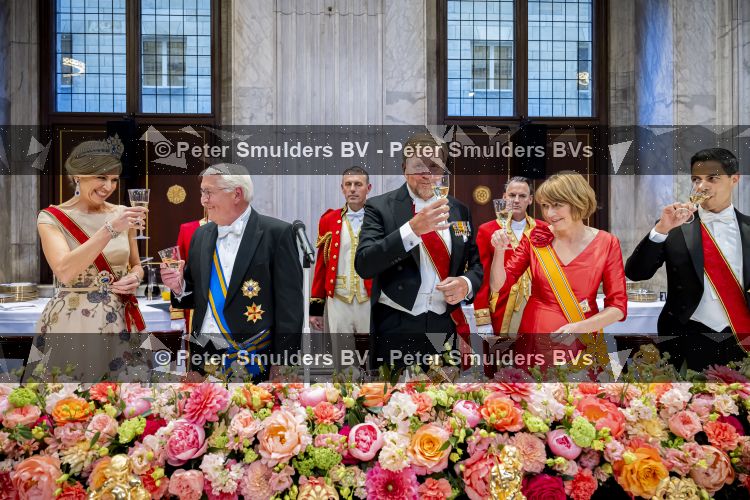 Amsterdam 9 juni 2026
Op uitnodiging van Zijne Majesteit de Koning - Koning Willem Alexander en Koningin Maxima brengt de bondspresident van Duitsland, Frank-Walter Steinmeier, een staatsbezoek aan Nederland. Hij wordt hierbij vergezeld door zijn echtgenote Elke BÃ¼denbender.