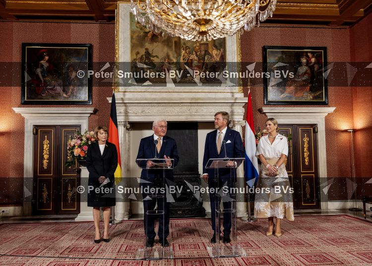 Amsterdam 9 juni 2026
Op uitnodiging van Zijne Majesteit de Koning - Koning Willem Alexander en Koningin Maxima brengt de bondspresident van Duitsland, Frank-Walter Steinmeier, een staatsbezoek aan Nederland. Hij wordt hierbij vergezeld door zijn echtgenote Elke BÃ¼denbender.