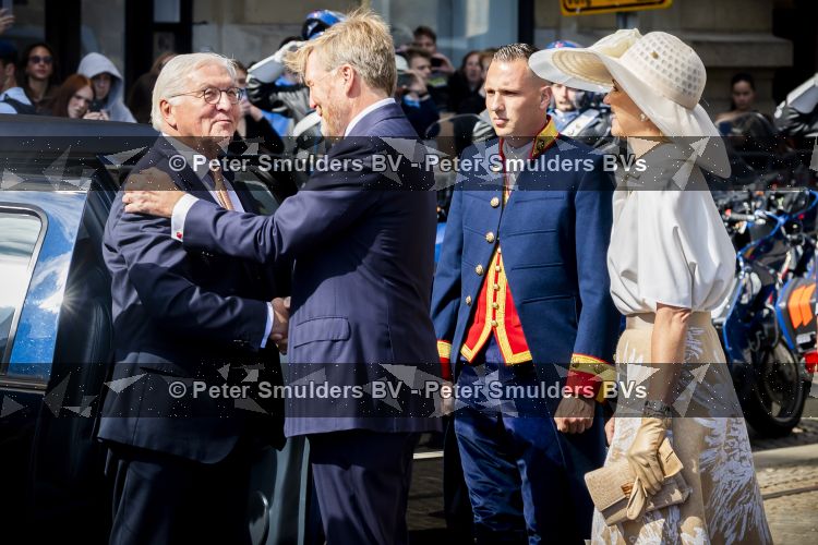 Amsterdam 9 juni 2026
Op uitnodiging van Zijne Majesteit de Koning - Koning Willem Alexander en Koningin Maxima brengt de bondspresident van Duitsland, Frank-Walter Steinmeier, een staatsbezoek aan Nederland. Hij wordt hierbij vergezeld door zijn echtgenote Elke BÃ¼denbender.