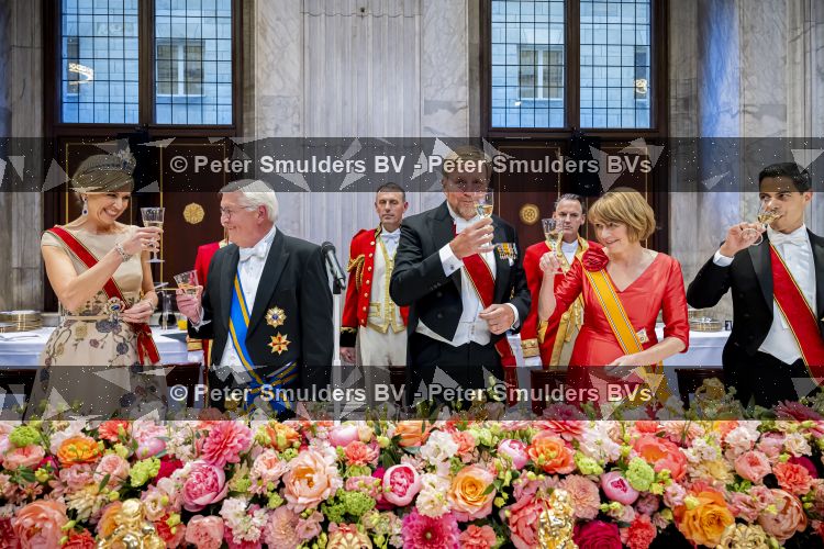 Amsterdam 9 juni 2026
Op uitnodiging van Zijne Majesteit de Koning - Koning Willem Alexander en Koningin Maxima brengt de bondspresident van Duitsland, Frank-Walter Steinmeier, een staatsbezoek aan Nederland. Hij wordt hierbij vergezeld door zijn echtgenote Elke BÃ¼denbender.