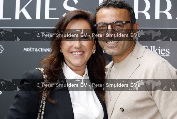 Amsterdam 4 juni 2026
Talkies terras awards bij hotel Pestana . Ook de nieuwe cover met daarop Eelko v Kooten en Olcay Gulsen wordt onthult. tamer Gonen en ...