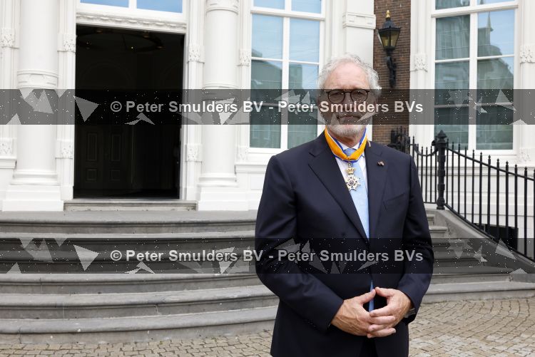 Den Haag 30 juni 2026
Koning Willem Alexander Koningin Maxima en prinses Amalia bij afscheid van Thom de Graaf in raad v State .