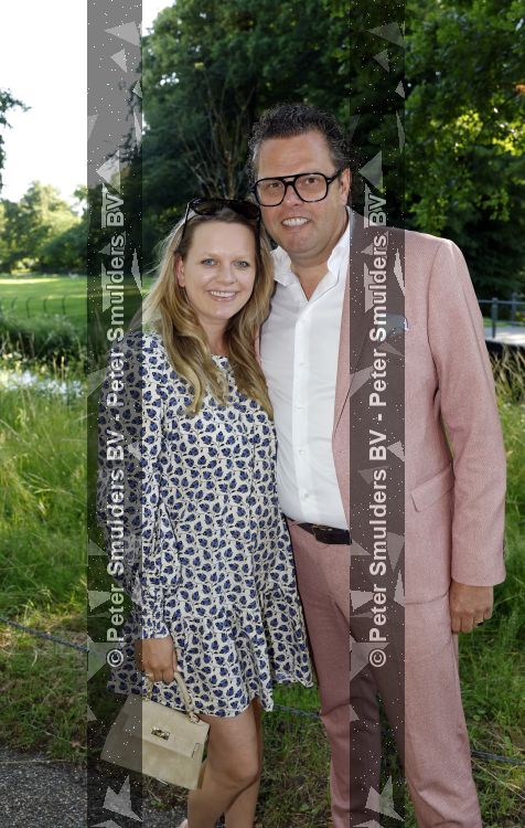 Breukelen 22 juni 2026
Nationale haringparty op Neyenrode . Wietze Snaak met partner