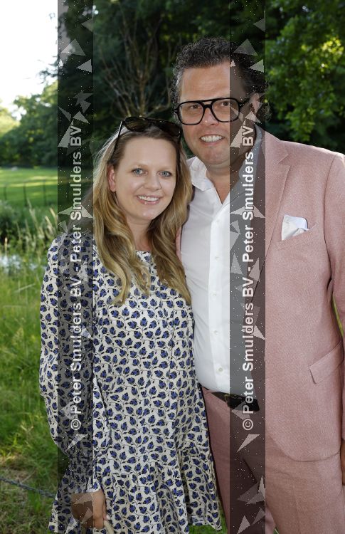 Breukelen 22 juni 2026
Nationale haringparty op Neyenrode . Wietze Snaak met partner