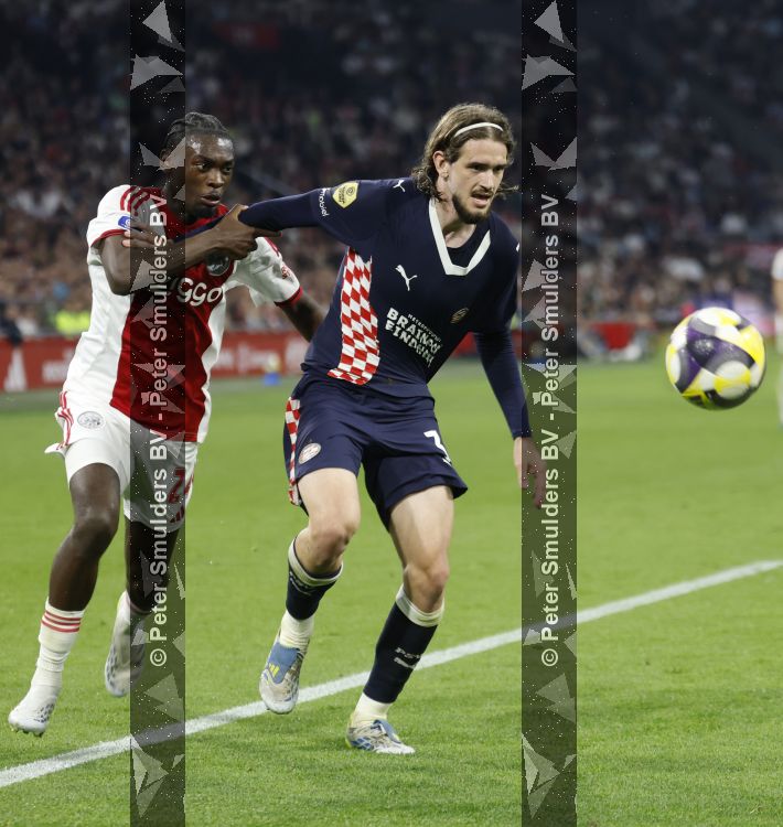 Amsterdam, 2 Mei 2026
Kompetitiewedstrijd AJAX-PSV, eindstand 2-2
Yarek Gasiorowski en Jorthy Mokio