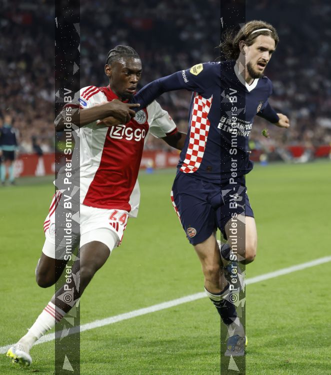 Amsterdam, 2 Mei 2026
Kompetitiewedstrijd AJAX-PSV, eindstand 2-2
Yarek Gasiorowski en Jorthy Mokio