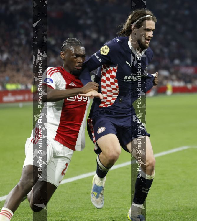 Amsterdam, 2 Mei 2026
Kompetitiewedstrijd AJAX-PSV, eindstand 2-2
Yarek Gasiorowski en Jorthy Mokio