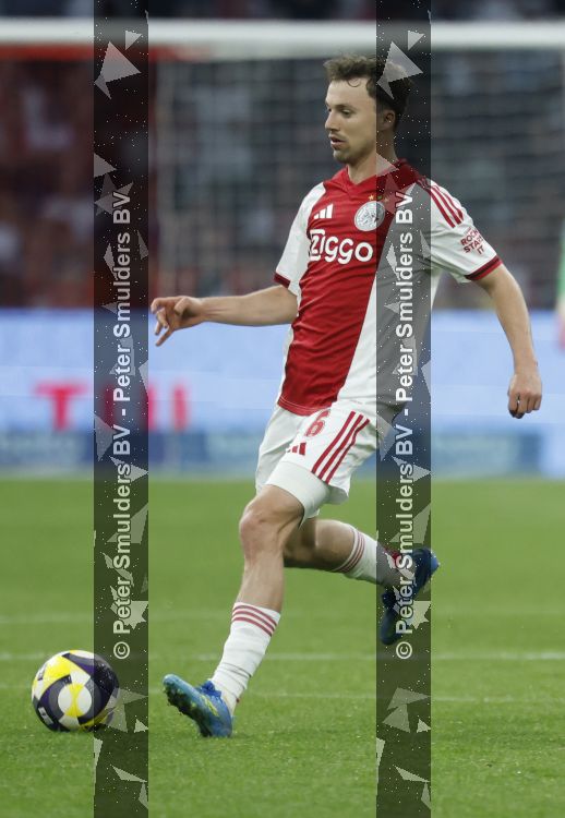 Amsterdam, 2 Mei 2026
Kompetitiewedstrijd AJAX-PSV, eindstand 2-2
Youri Vergeer