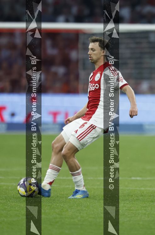 Amsterdam, 2 Mei 2026
Kompetitiewedstrijd AJAX-PSV, eindstand 2-2
Youri Vergeer