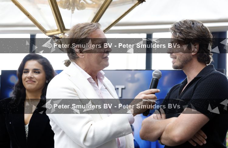 Amsterdam 7 juli 2026
Presentatie cast The Bodyguard met in de hoofdrollen Gaia Aikman Dorian Bindels Juvat Westendorp en Numidia . Albert Verlinde is een van de producenten . Presentatie was in het Amstel Hotel.
