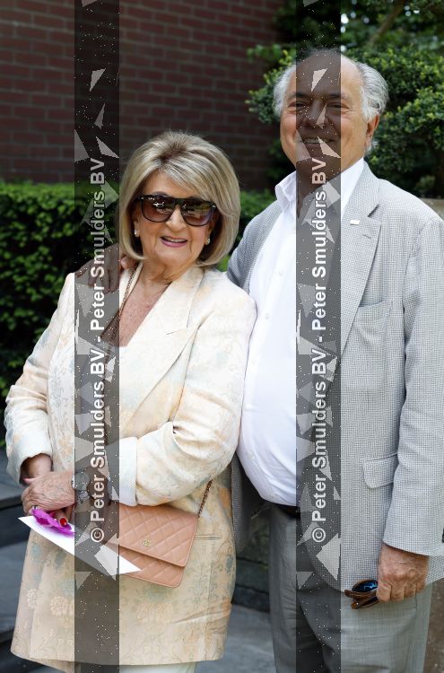 Blaricum / Amstelveen 28 mei 2026
Oger Lusink en zijn vrouw Ellen trouwen in het gemeentehuis van Blaricum en daarna hebben ze een lunch bij restaurant Aan de Poel . Benno Leeser en zijn vrouw Kitty Leeser