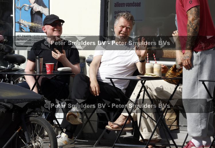 Amsterdam 29 mei 2026
Boris Dittrich en Jehoshua Rozenman op terras bij de coffee company 