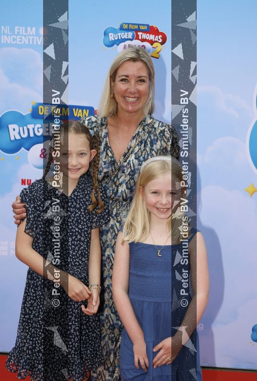 Amsterdam 31 mei 2026
Premiere Rutger Thomas en Paco 2 in Pathe Arena . Carrie ten Napel met dochter 