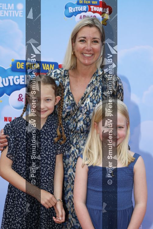 Amsterdam 31 mei 2026
Premiere Rutger Thomas en Paco 2 in Pathe Arena . Carrie ten Napel met dochter 