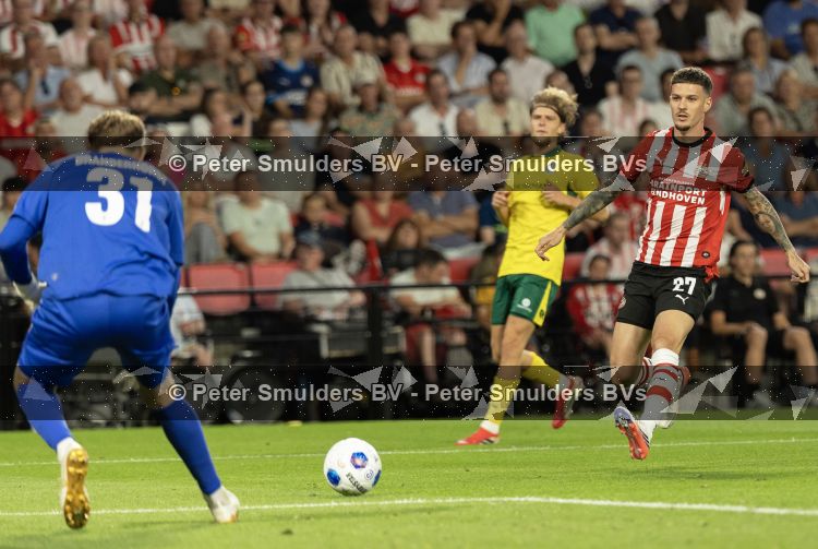 Eindhoven, 8 Augustus 2026
Kompetitie Seizoen 2026/2027
PSV-Fortuna SC, eindstand 2-2
Dennis Man
Foto Carlo van Hout