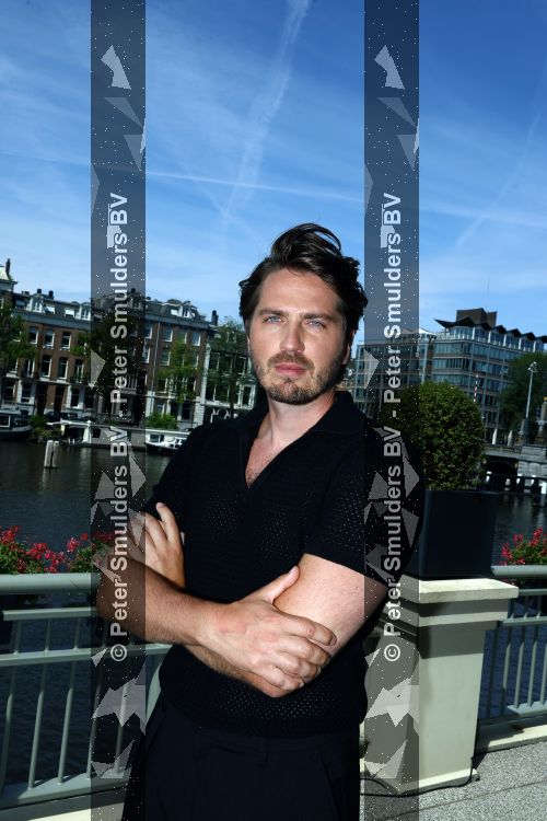 Amsterdam 7 juli 2026
Presentatie cast The Bodyguard met in de hoofdrollen Gaia Aikman Dorian Bindels Juvat Westendorp en Numidia . Albert Verlinde is een van de producenten . Presentatie was in het Amstel Hotel.