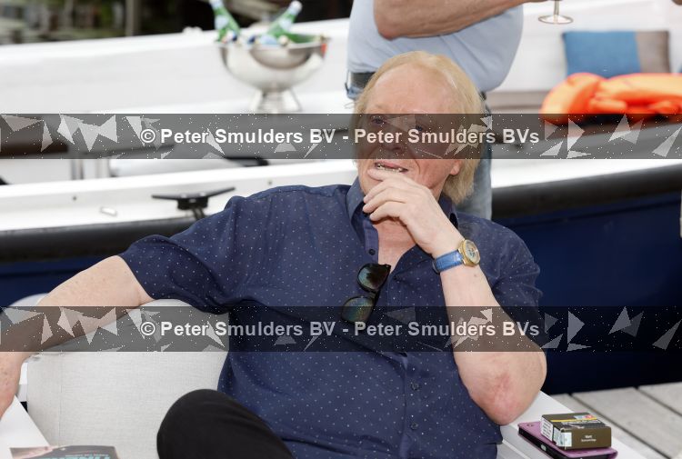 Loosdrecht 29 mei 2026
Eddy Ouwens viert zijn 80e verjaardag met een boottocht en een borrel bij Lakeside cafe .