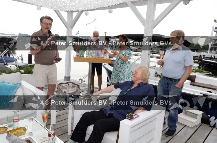 Loosdrecht 29 mei 2026
Eddy Ouwens viert zijn 80e verjaardag met een boottocht en een borrel bij Lakeside cafe . Eik de Zwart 