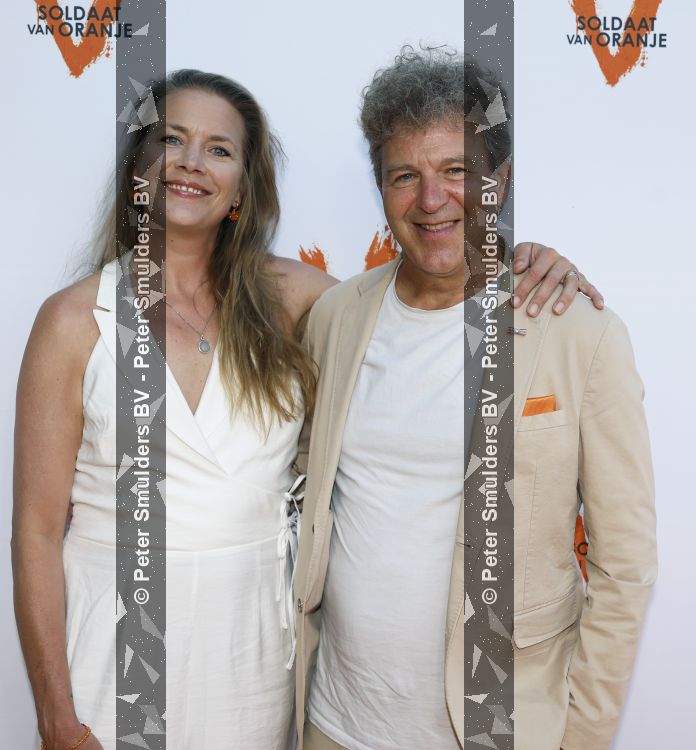 Leiden 11 juli 2026
De laatste voorstelling de soldaat van Oranje in de Hangar. Erik v Trommel met partner