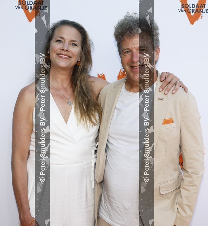 Leiden 11 juli 2026
De laatste voorstelling de soldaat van Oranje in de Hangar. Erik v Trommel met partner