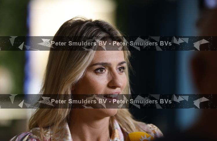Den Haag 10 juli 2026
Boekpresentatie Estevana Polman bij boekenwinkel Paagman . Eva Jinek interviewt haar .