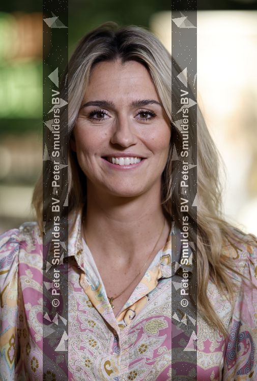 Den Haag 10 juli 2026
Boekpresentatie Estevana Polman bij boekenwinkel Paagman . Eva Jinek interviewt haar .