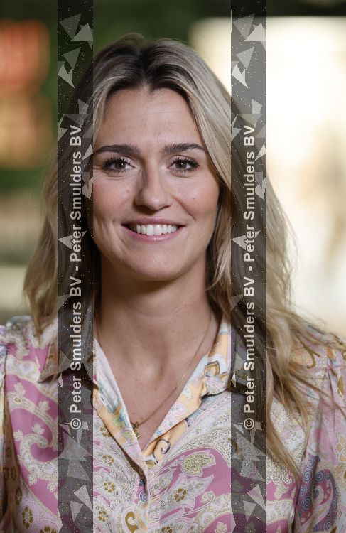 Den Haag 10 juli 2026
Boekpresentatie Estevana Polman bij boekenwinkel Paagman . Eva Jinek interviewt haar .