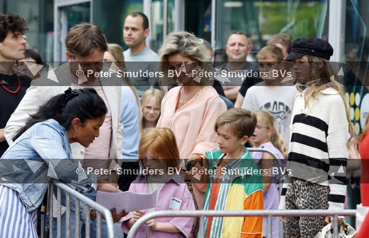 Amsterdam 31 mei 2026
Premiere Rutger Thomas en Paco 2 in Pathe Arena . Johnny de Mol kwam met zijn vrouw Anouk de Mol en hun kinderen Johnny jr Fender en Kiki 