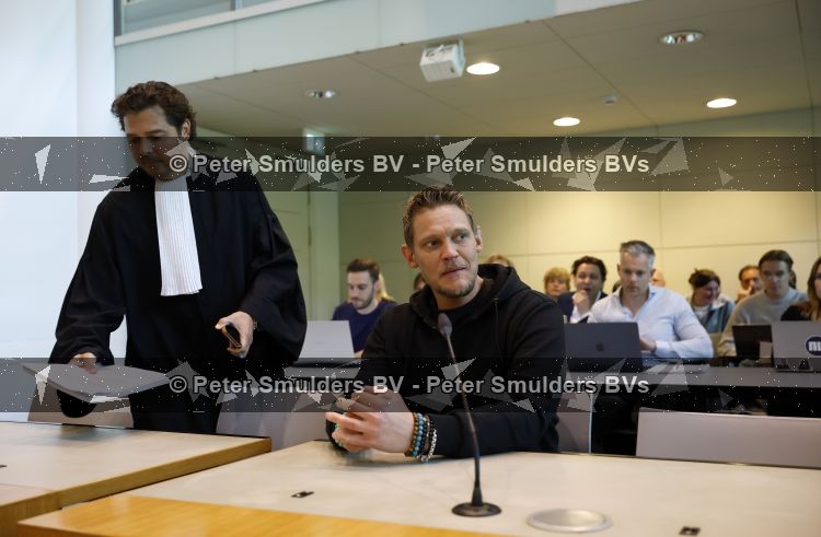 Utrecht 13 mei 2026
Rechtszaak van Ferry Doedens bij de rechtbank van Utrecht waar veel pers aanwezig is . Ferry heeft met drugs op achter het stuur van zijn auto gezeten.