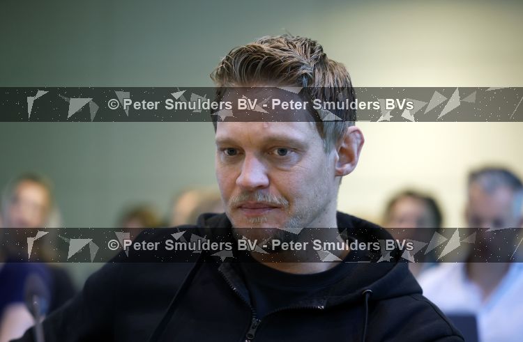 Utrecht 13 mei 2026
Rechtszaak van Ferry Doedens bij de rechtbank van Utrecht waar veel pers aanwezig is . Ferry heeft met drugs op achter het stuur van zijn auto gezeten.