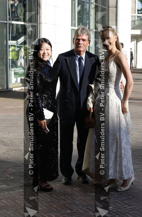 Amsterdam 2 juli 2026
Zijne Majesteit de Koning Willem Alexander en Hare Majesteit Koningin Maxima zijn aanwezig bij het gala van het Nationale Ballet ter ere van het afscheid van directeur Ted Brandsen. OOk burgemeester Femke Halsema en Commisaris v d Koningin Arthur v Dijk zijn aanwezig 