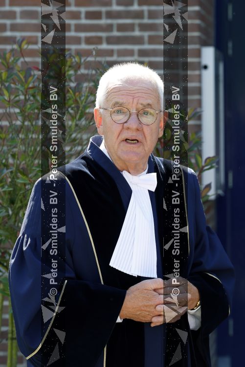 Blaricum / Amstelveen 28 mei 2026
Oger Lusink en zijn vrouw Ellen trouwen in het gemeentehuis van Blaricum en daarna hebben ze een lunch bij restaurant Aan de Poel . Guido Maas trouwde het echtpaar