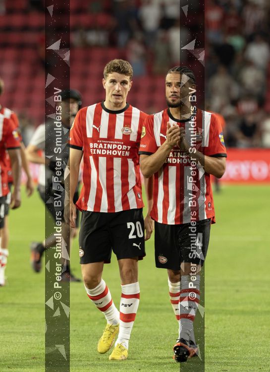 Eindhoven, 8 Augustus 2026
Kompetitie Seizoen 2026/2027
PSV-Fortuna SC, eindstand 2-2
Guus Til en Armando Obispo
Foto Carlo van Hout