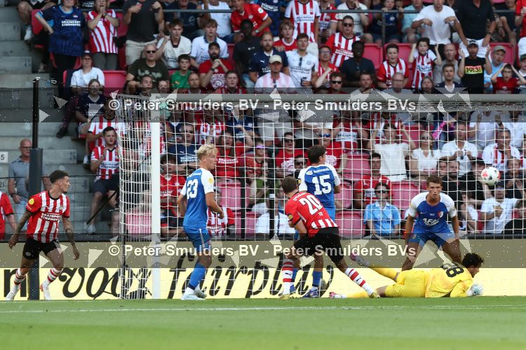 Eindhoven, 3 Augustus 2026
Johan Cruijffschaal wedstrijd
PSV-AZ Eindstand 0-4
