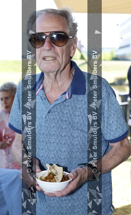 Lijnden 1 juli 2026
Feestje van een fish named Fred die geld ophalen voor make a wish.. Hans Dulfer 