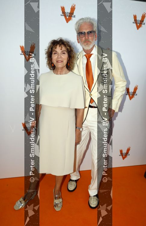 Leiden 11 juli 2026
De laatste voorstelling de soldaat van Oranje in de Hangar. Henriette Tol met partner