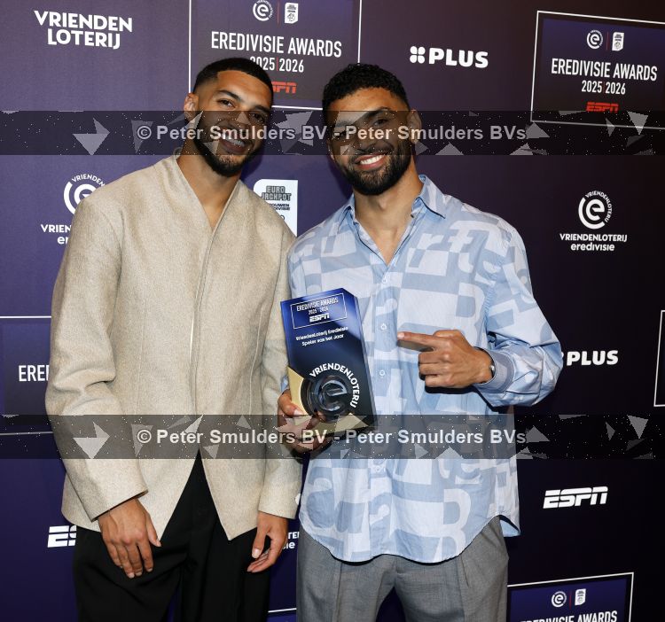 Maarssen 25 mei 2026
Ismael Saibari wordt gekozen tot beste speler van de nederlandse eredivie op het gala van ESPN in de Fabrique . Ismael met broer