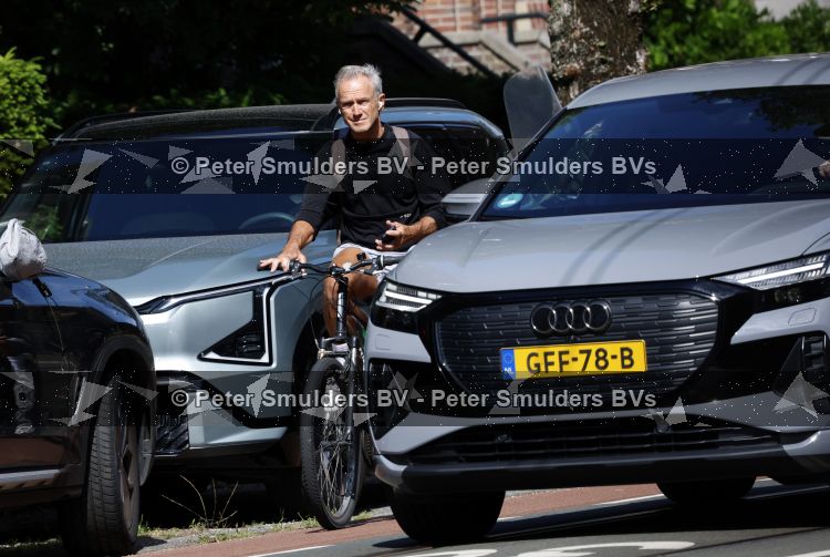 Amsterdam 28 juli 2026
Jaap Jongbloed op de fiets in Amsterdam zuid
