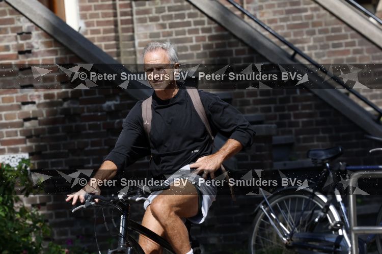 Amsterdam 28 juli 2026
Jaap Jongbloed op de fiets in Amsterdam zuid